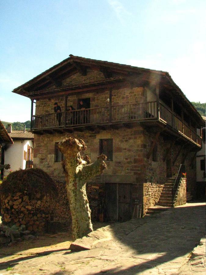 Albergue Olasenea Aterpea Zubieta 外观 照片