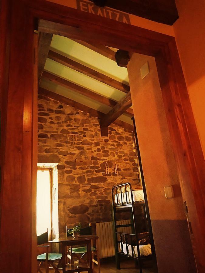 Albergue Olasenea Aterpea Zubieta 外观 照片